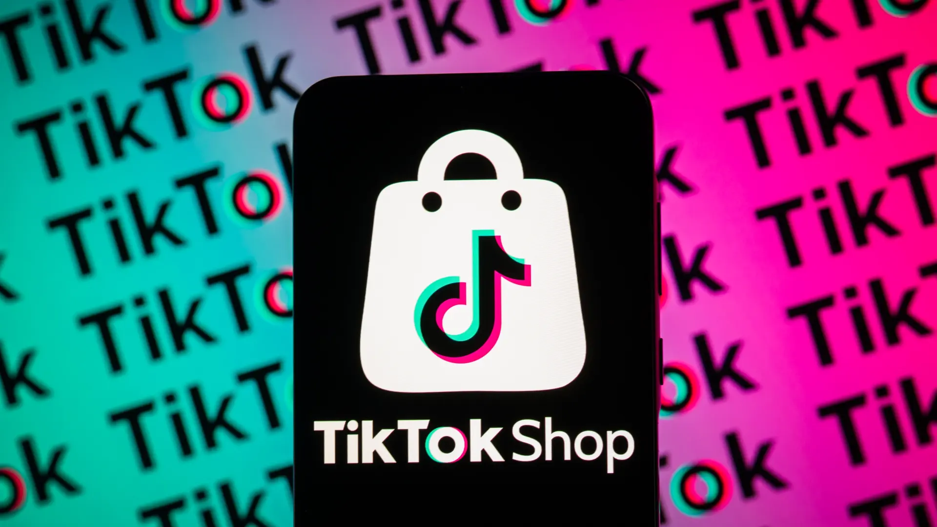 TikTok lanza compra directa en la aplicación y asistente de compra con IA