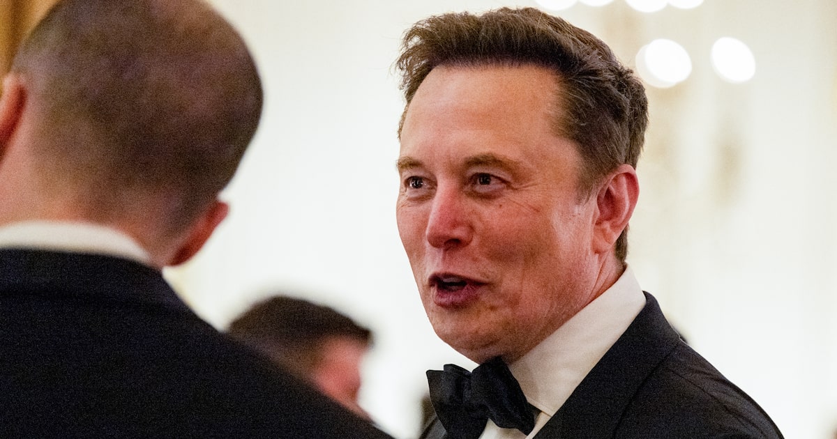 Musk confía en que sus empresas fabricarán chips de manera superior