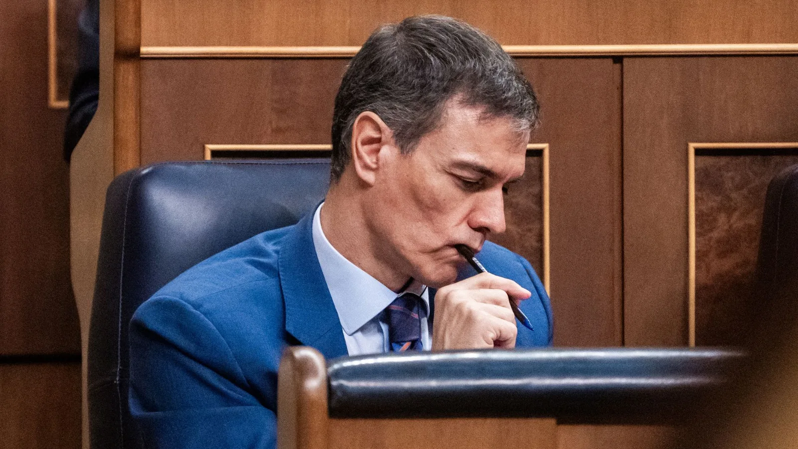 Dan la mitad de los votantes de Sánchez