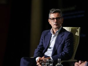 Se queda Moncloa sin vías para llevar la